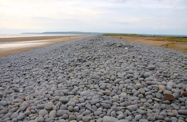 How are beach pebbles made?